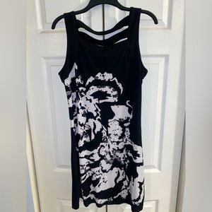 Women’s dress